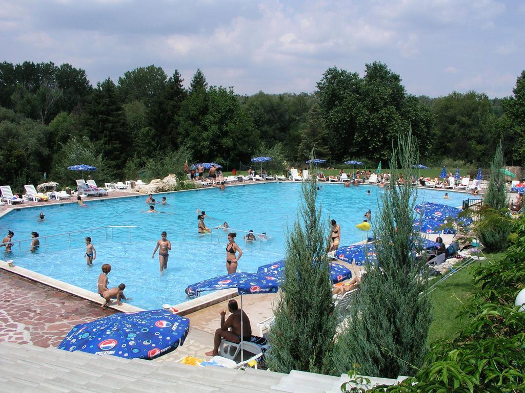 Hotel Grivitsa Plevna Kültér fotó