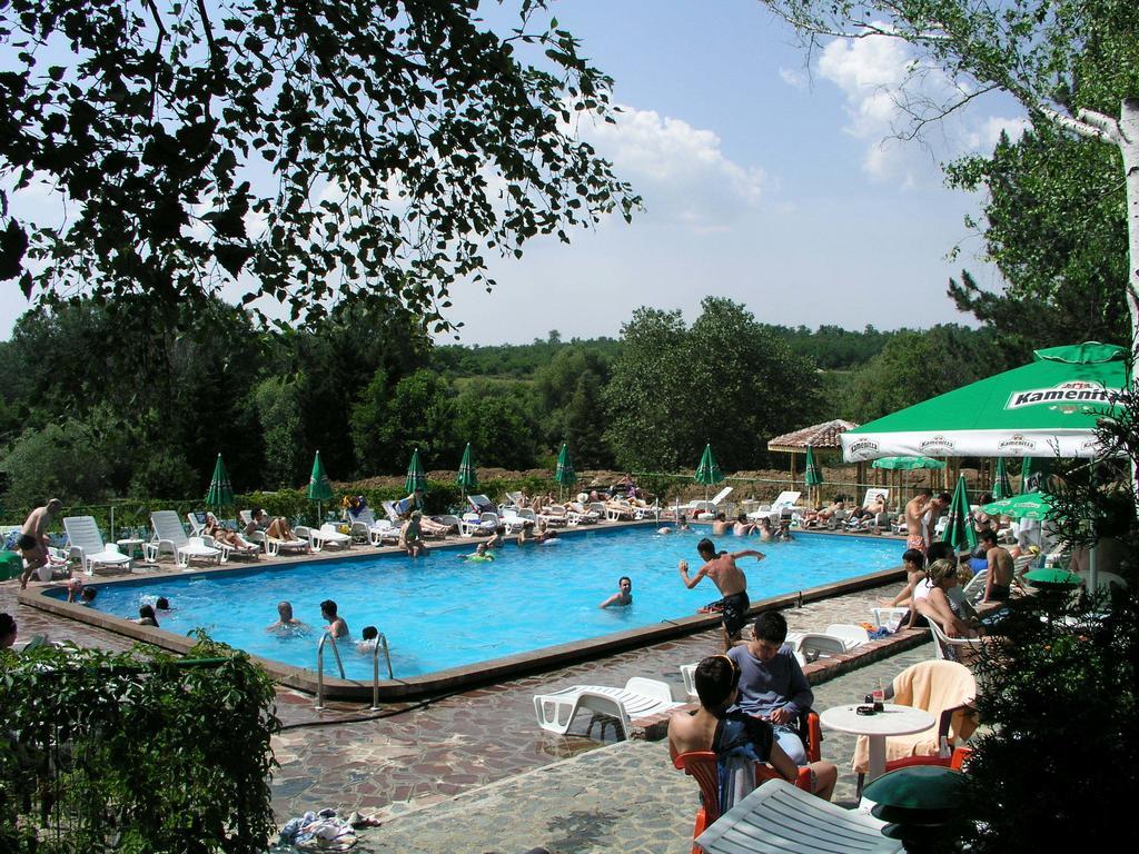 Hotel Grivitsa Plevna Kültér fotó